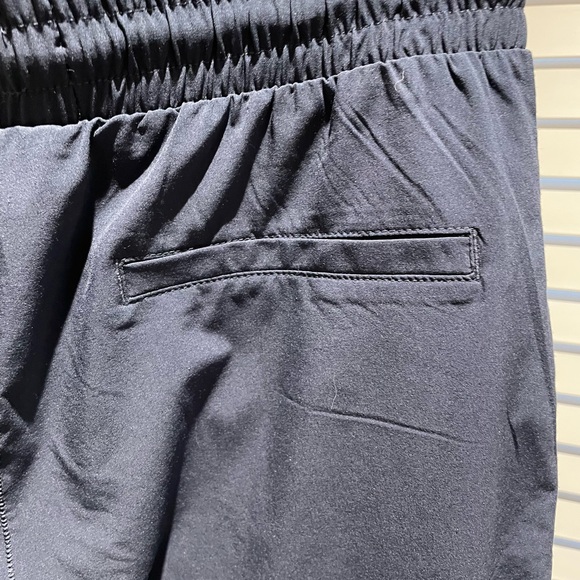 Helly Hansen track pants - Picture 7 of 7